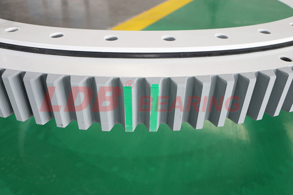 風(fēng)力發(fā)電機轉(zhuǎn)盤軸承 風(fēng)力發(fā)電機轉(zhuǎn)盤軸承